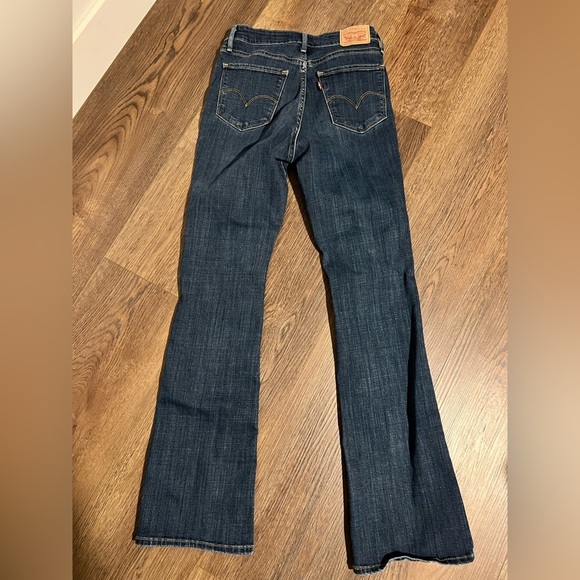 Levi’s 725 High-Rise Bootcut Jean Dark Wash Size 28 - Picture 6 of 7